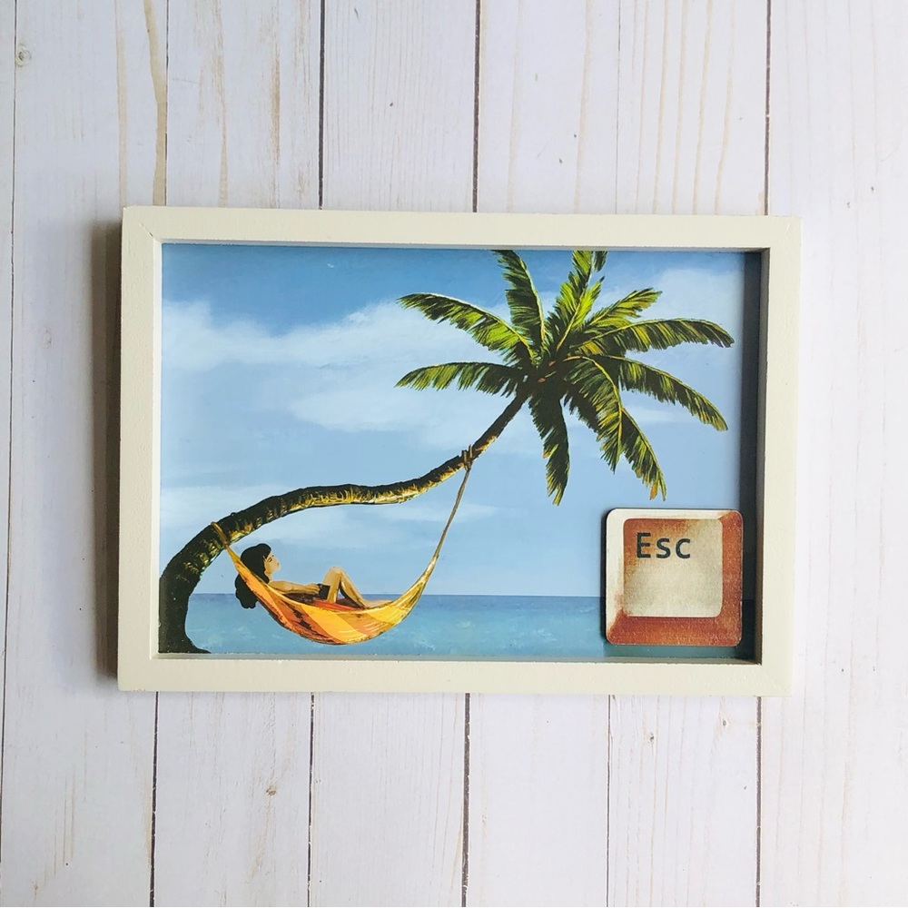 Ashland Wooden Beach Decor
